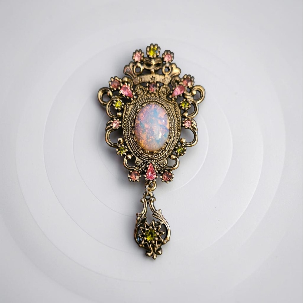 Sarah Coventry Vintage Victorian‎ Revival Faux Opal Rhinestone Brooch Antiqued